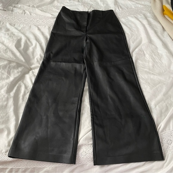 Aritzia Wilfred Sz 10 Faux Leather Wide Leg Pants Vegan leather black - Picture 1 of 9